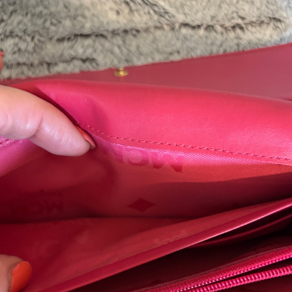 Authentic Vintage MCM Fuchsia Continental Wallet with Gold Accents and COA - Picture 11 of 16